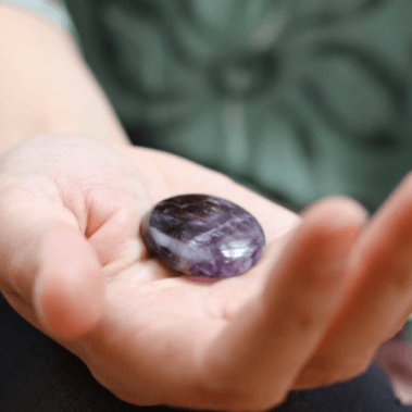 Lær at meditere med din krystal - Calmlish